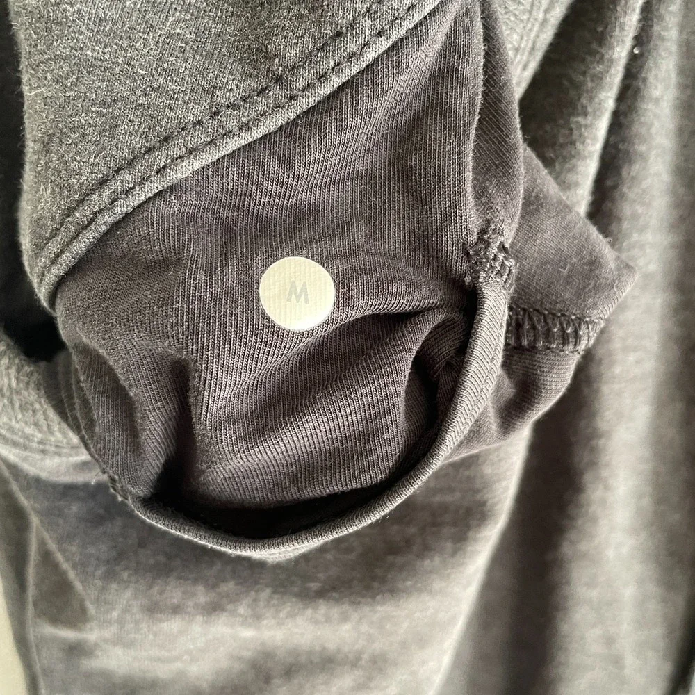 Lululemon Sweat Pants Men M (Fits 30x28) Dark Gray Jogger Athleisure Gym Active